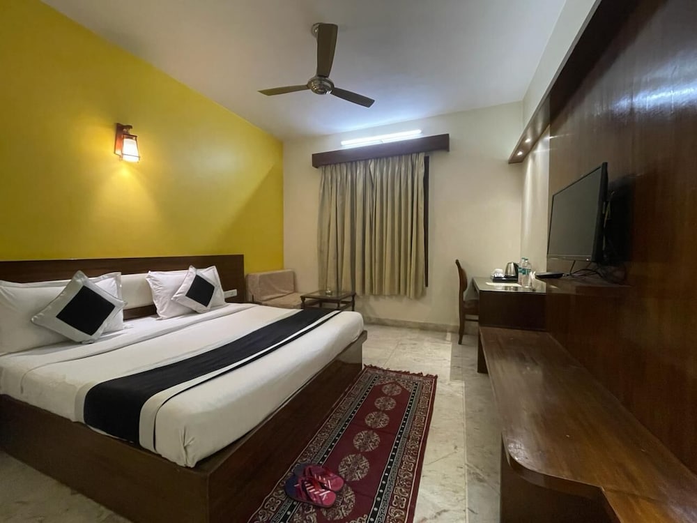 FabHotel Swaruchi Inn Rohini